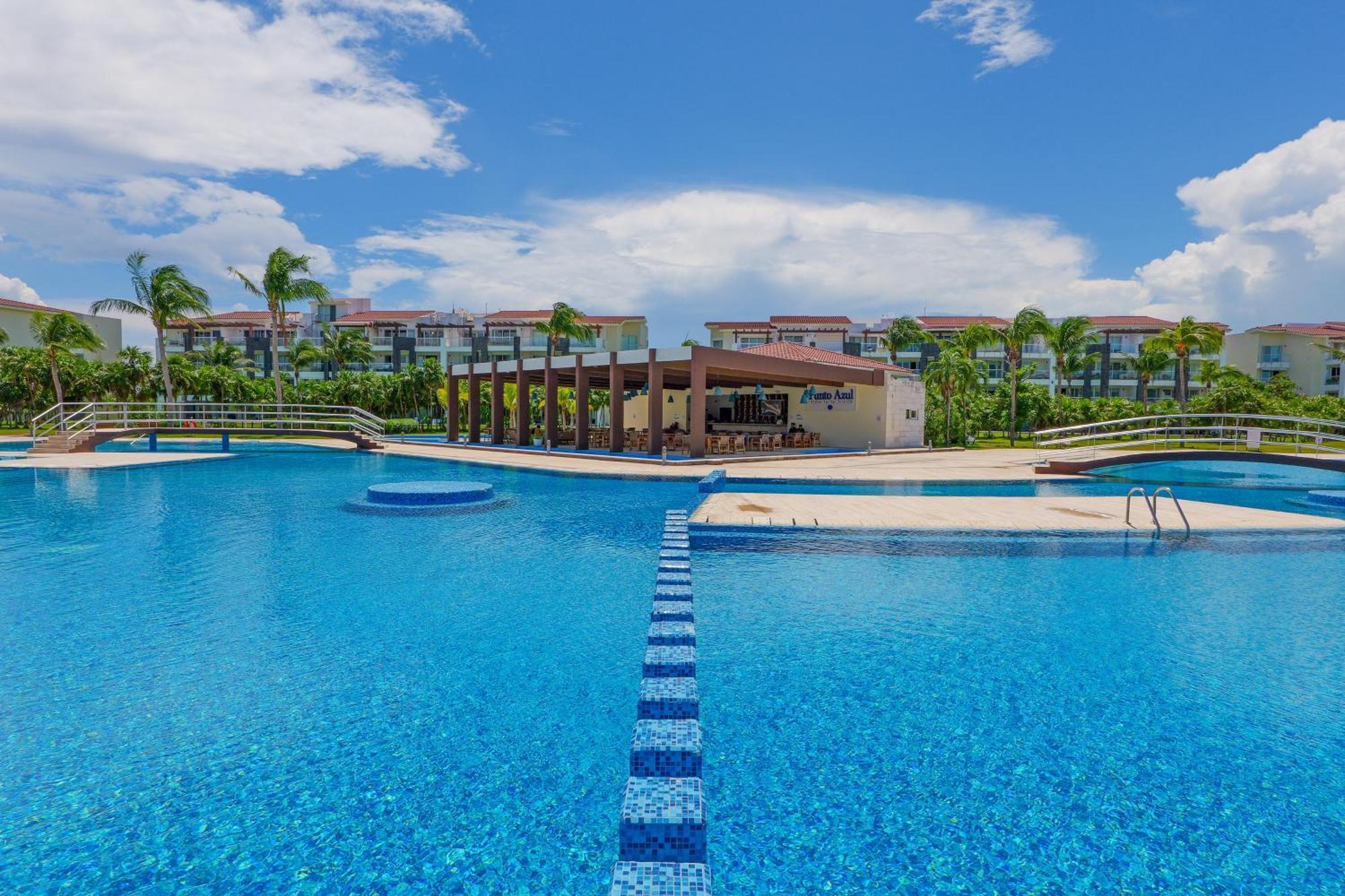 Seaside Serenity Retreat At Mareazul Norte- Playa del Carmen